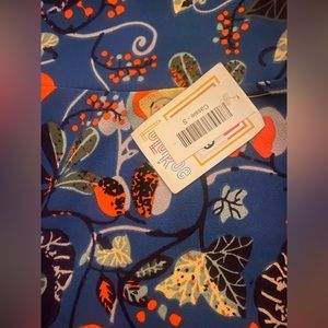 Lularoe Cassie skirt. NWT